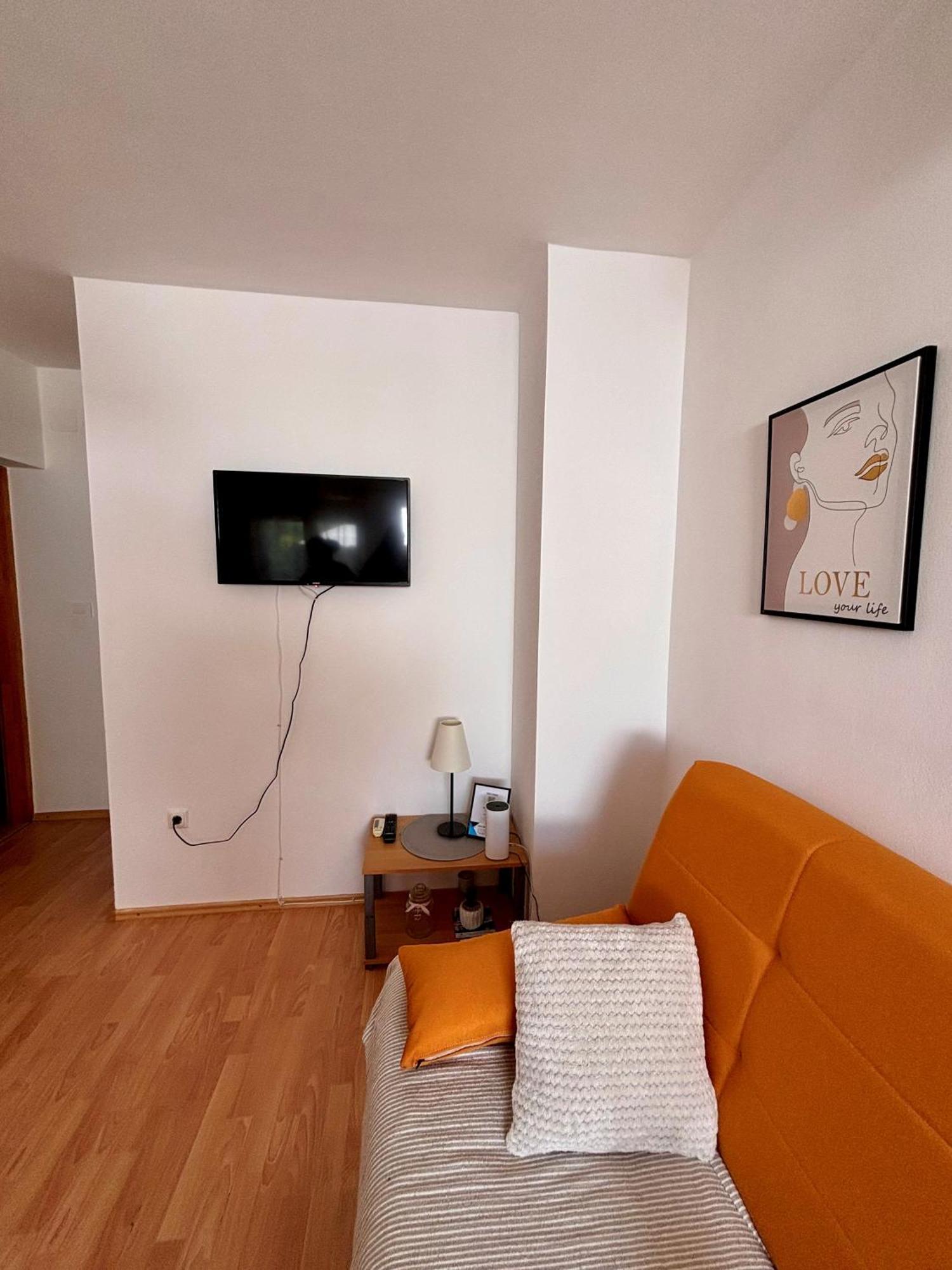 Apartmani Knezevic Posedarje Eksteriør billede